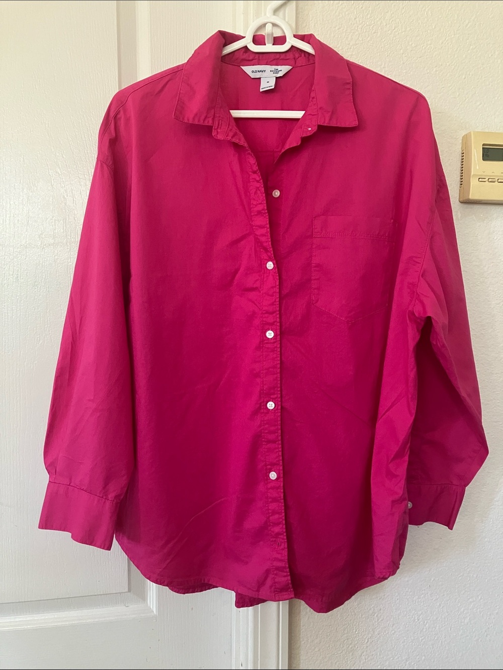 Old Navy Womens The Boyfriend 100% Cotton Long Sleeve  Pink Button-Up Size M